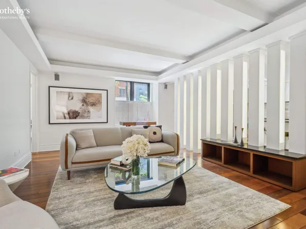 333 East 53rd Street 1J image 2 of 14