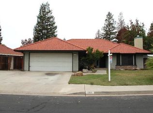 1182 Jasmine Ave, Clovis, CA 93611