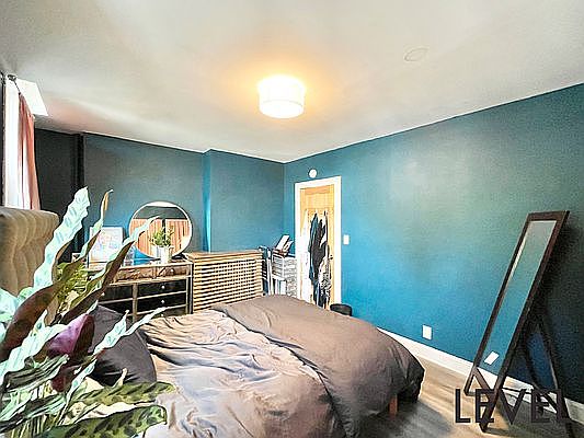 5th image of 609 6th Ave #1