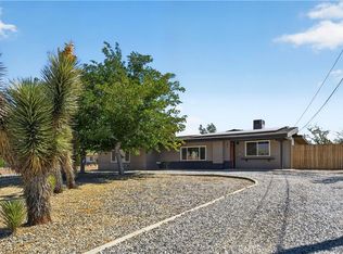 7405 Warren Vista Ave, Yucca Valley, CA 92284