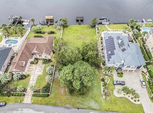 902 Waterside St, North Myrtle Beach, SC 29582