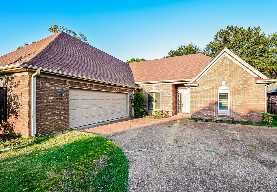 1st image of 7182 Golden Oaks Loop E