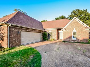 7182 Golden Oaks Loop E, Southaven, MS 38671