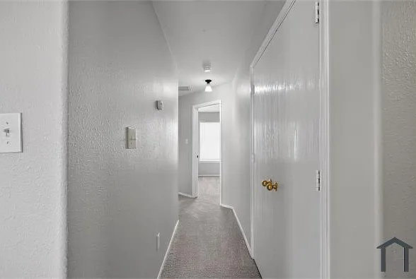 7718 American Holly Ct — Photo 32