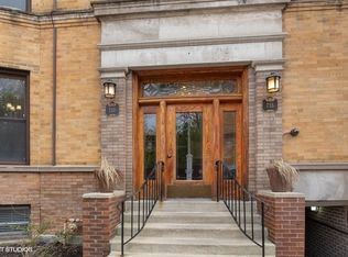 733 W California Ter #1, Chicago, IL 60657
