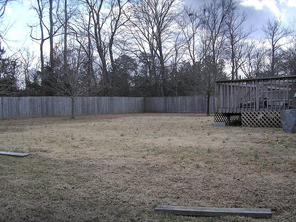 2nd image of 1025 Artisan Ave