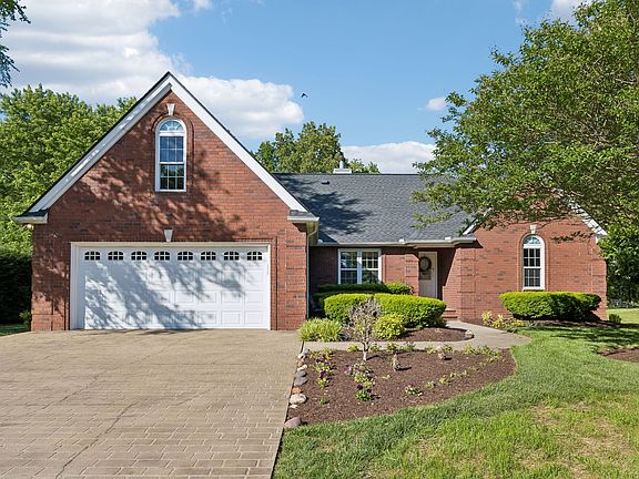 2nd image of 1927 Turfland Dr