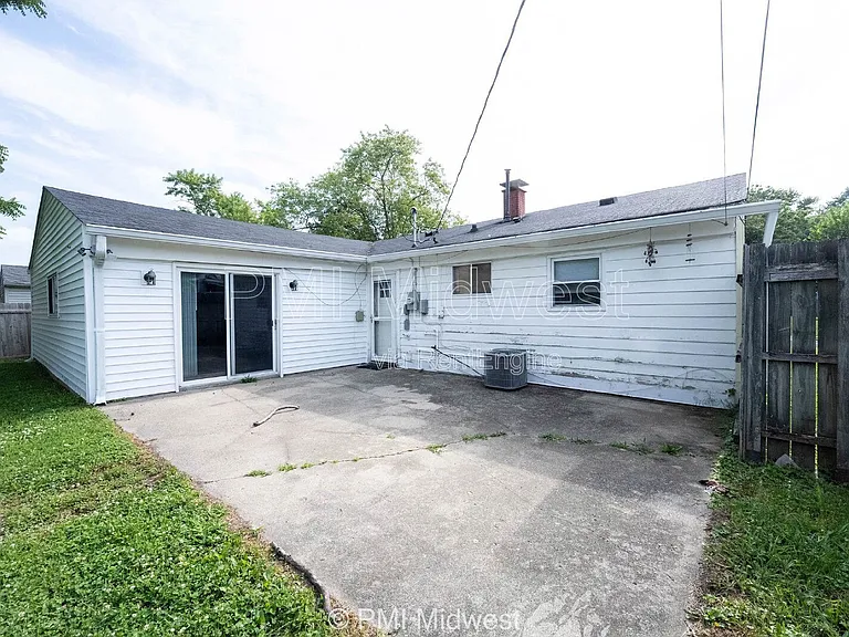 316 S Kenmore Rd — Photo 24