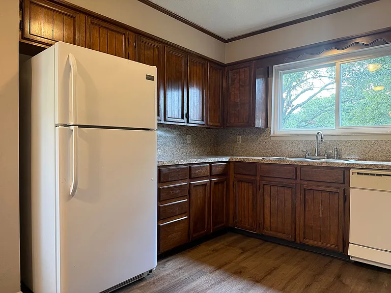 4612 N Cypress St — Photo 10