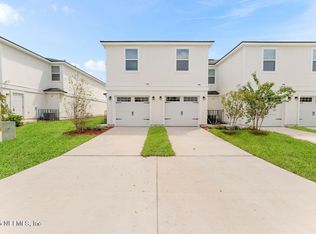 8518 McGirts Village Ln, Jacksonville, FL 32210