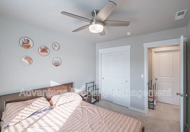 5587 NW Torchcrest Pl — Photo 11