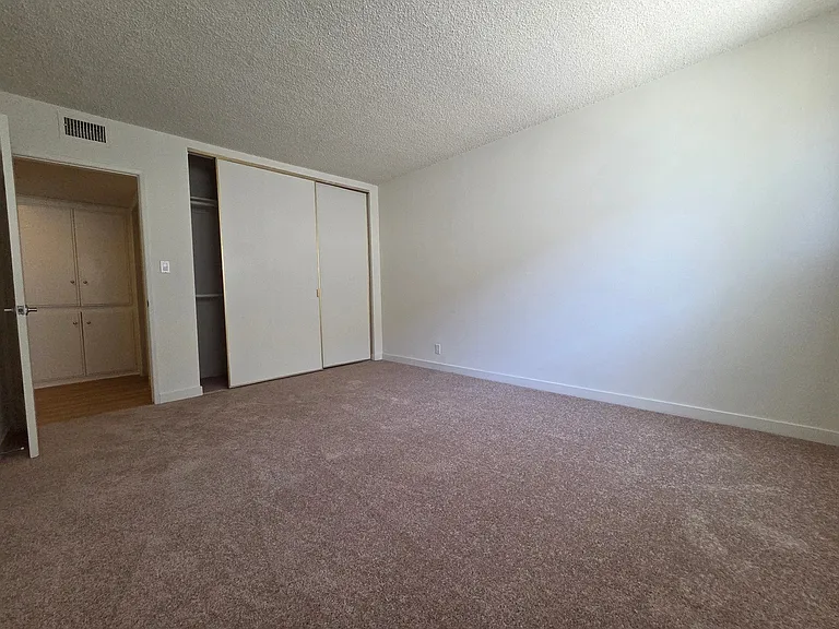 5230 Newcastle Ave #134 — Photo 9