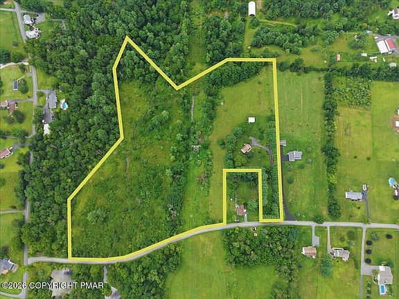3rd image of 146 Tittle Rd
