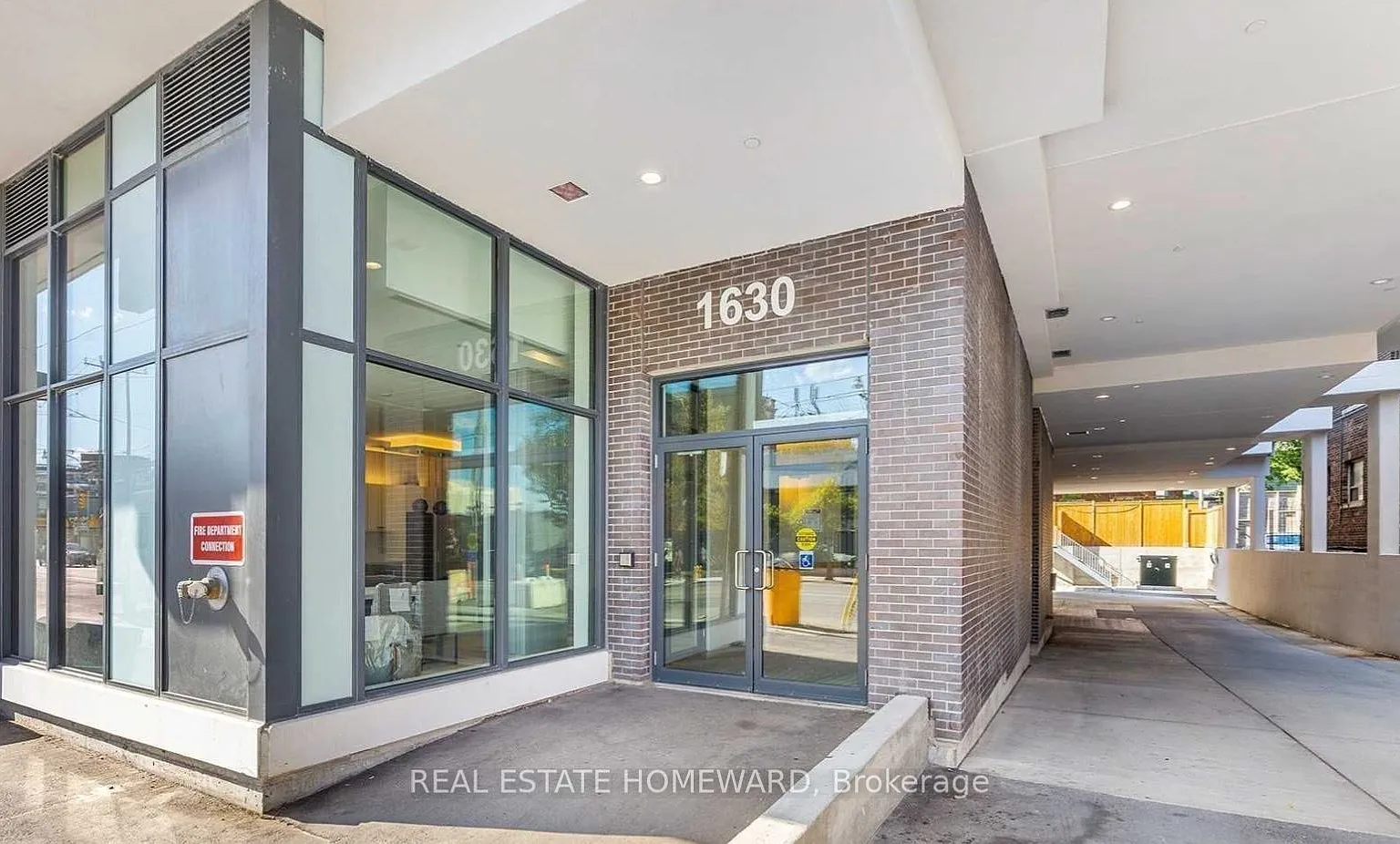 2 bed, $2,200 — Photo 1