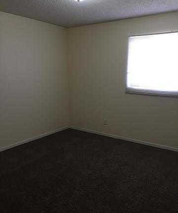 5th image of 5810 N 61st Ave