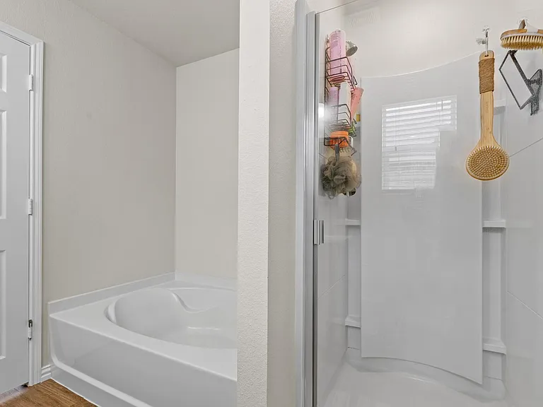 9937 Amosite Dr — Photo 6