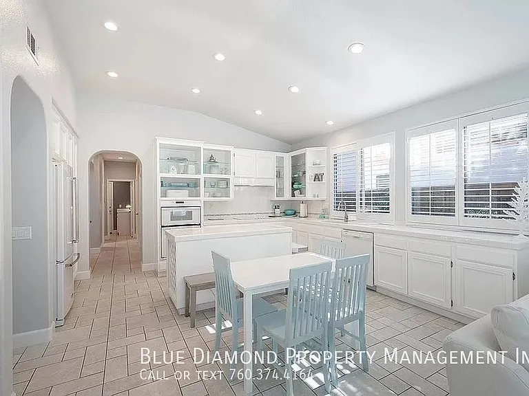 6645 Curlew Ter — Photo 1