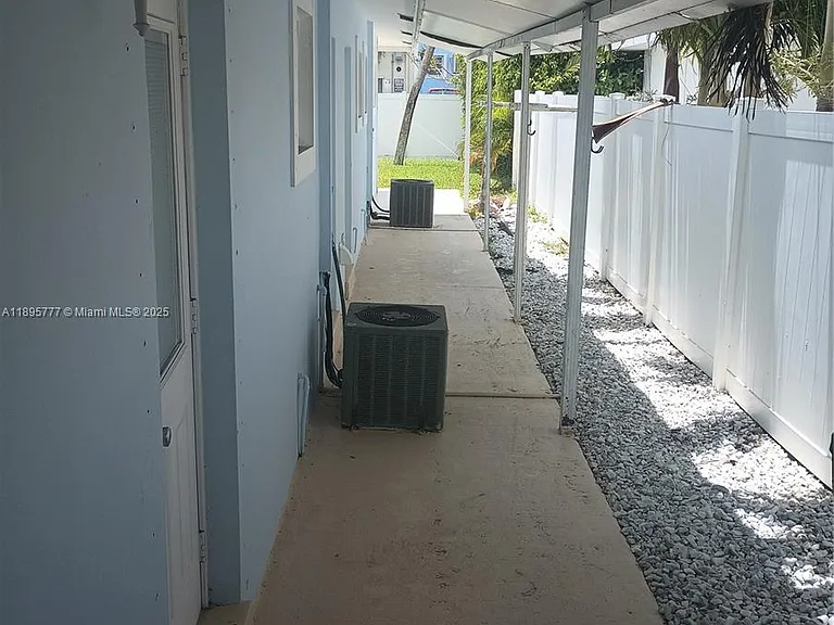258 Neptune Ave #N — Photo 6