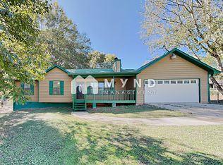 541 Club Valley Dr, Stockbridge, GA 30281