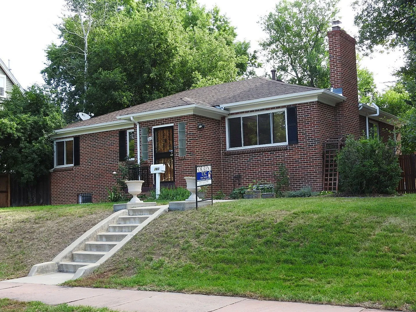 5 bed, 3.5 bath, 2929 sqft, $3,595 — Photo 2