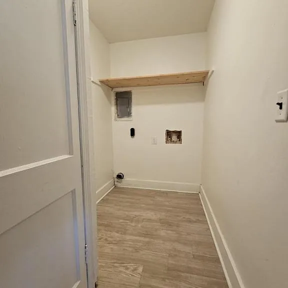 517 E Vinita Ave — Photo 7