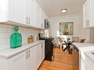 5332 N Kenmore Ave #2W, Chicago, IL 60640