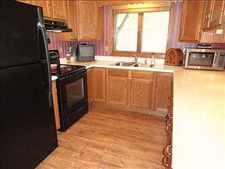 3rd image of 1106 Jefferson Ave