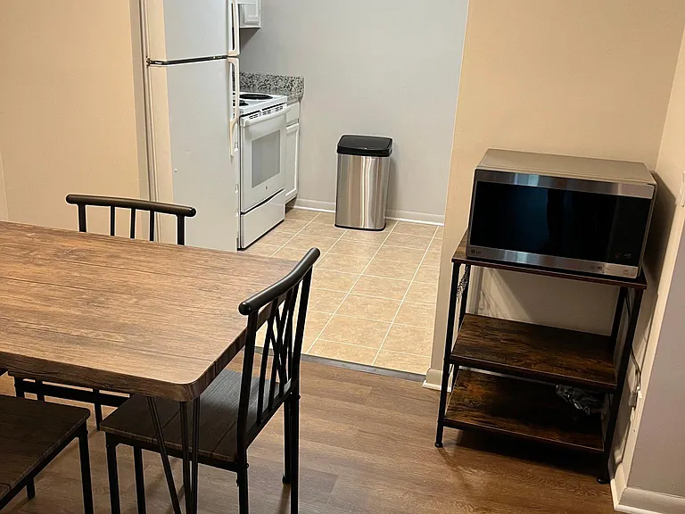 3205 Heathstead Pl #C — Photo 7