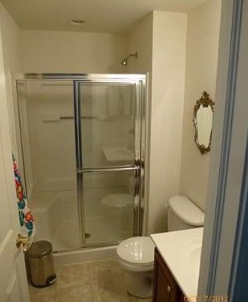 4th image of 1227 E Oakwood Dr