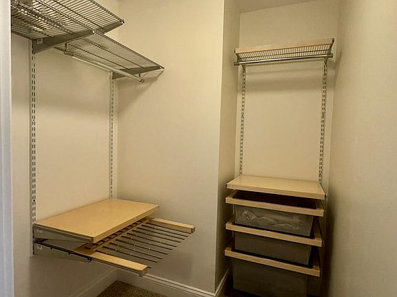5th image of 1020 N Highland St Unit 307