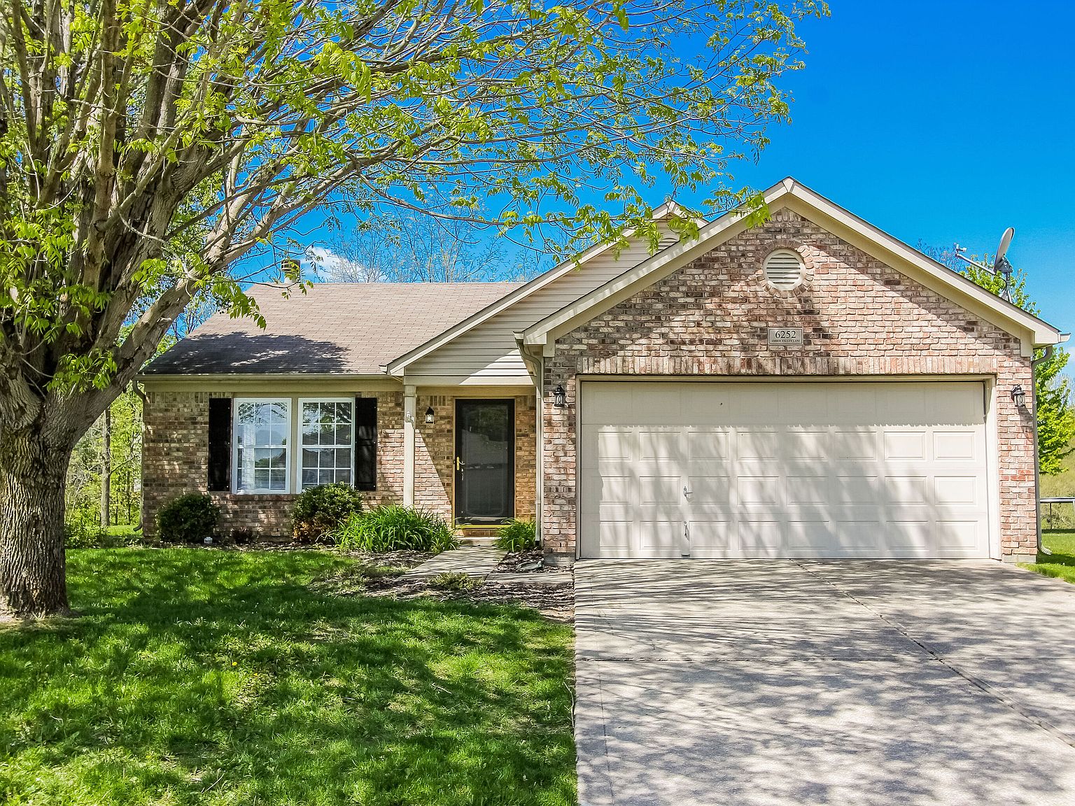 6252 Amber Valley Ln, Indianapolis, IN 46237 Zillow