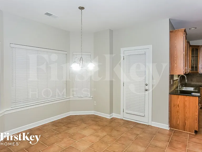 2853 Island Point Dr NW — Photo 7