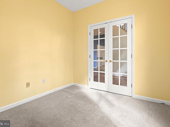 4th image of 3360 Lawndale Rd