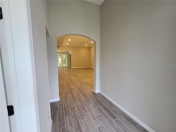 2nd image of 13414 Lakeview Oaks Ln