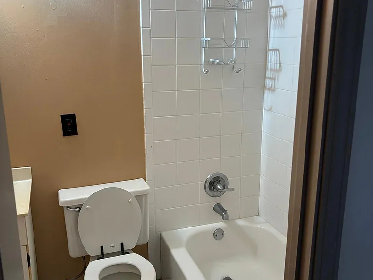 313 Bainbridge St #2 — Photo 18