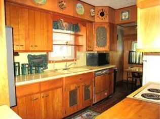 120 E 216th St, Euclid, OH 44123