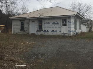 12391 Harrison St, Summerville, PA 15864