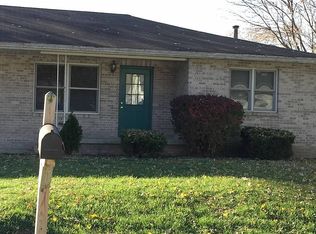 104 Fritz Dr, Milford, IL 60953
