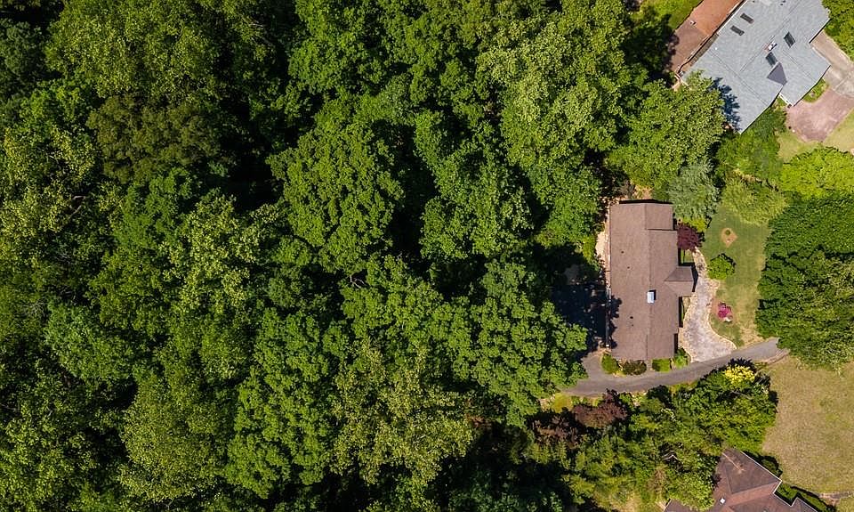 2nd image of 960 Artwood Rd NE Lot 0
