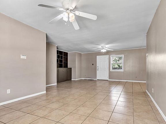 2nd image of 208 Rosemary Ln