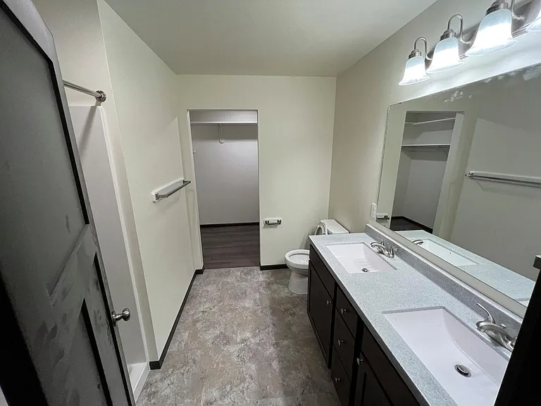 305 Post Oak Dr #A — Photo 9