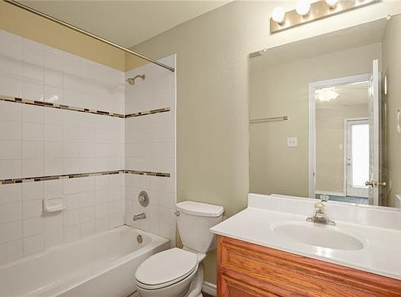 4th image of 205 Tamara Dr APT B