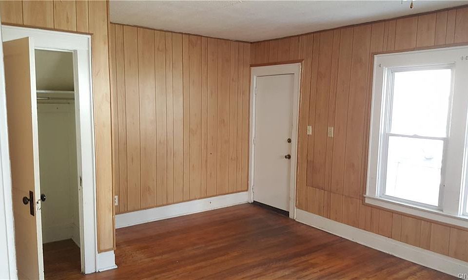 1st image of 133-35 Hope Ave