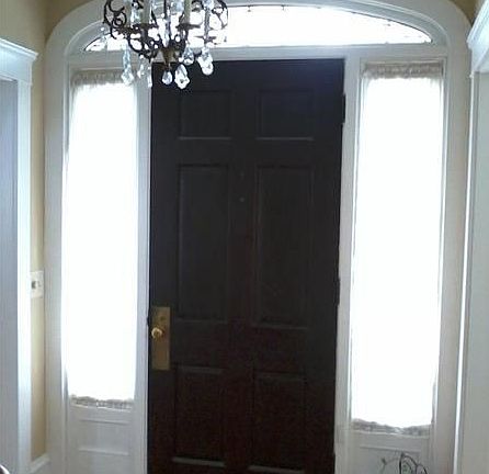 2nd image of 52 Ravenswood Ave