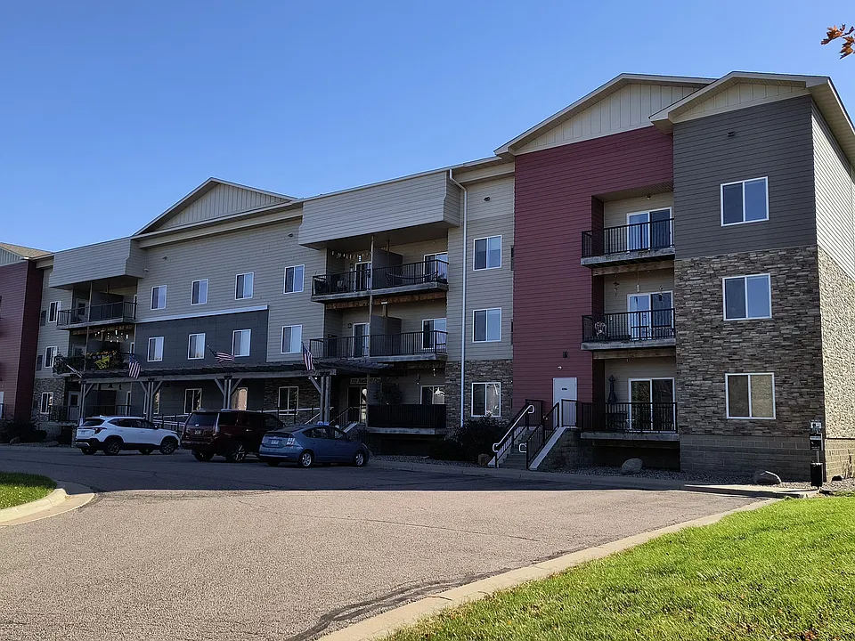 Cardinal Creek Apartments