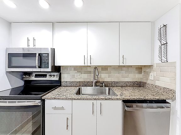 5th image of 755 Dotterel Rd APT 1411