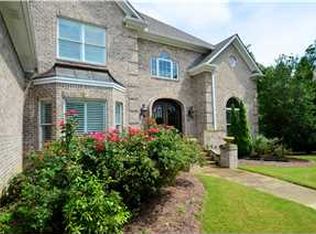 8216 Castlehill Rd, Birmingham, AL 35242