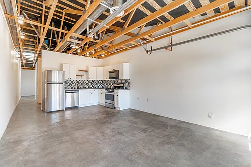 339 S Wells Ave #2 Photo 1