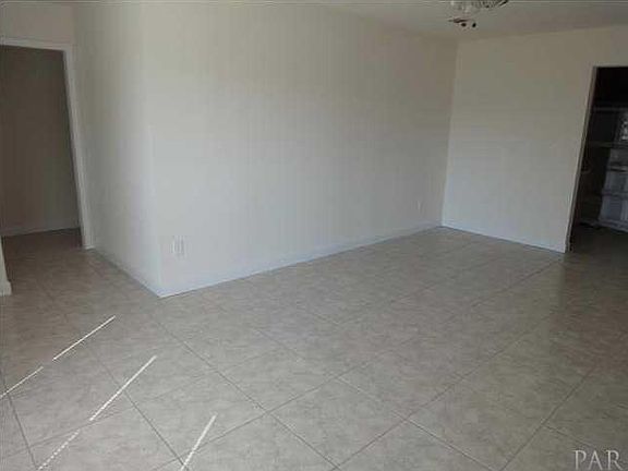 5th image of 10758 Jolyne Dr