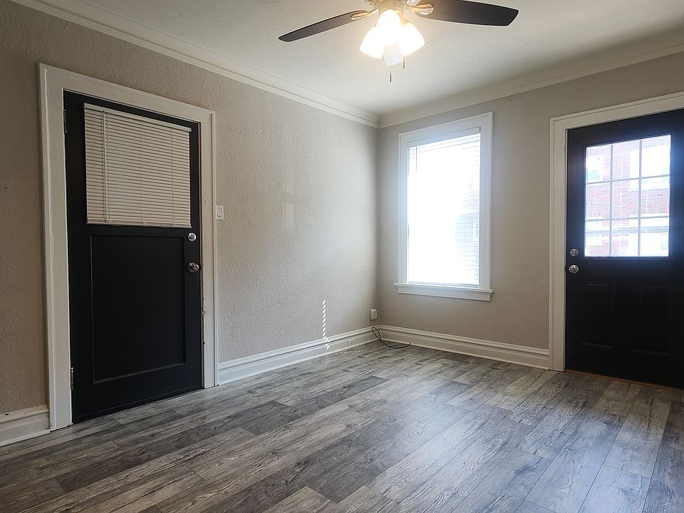 1st image of 1007 Art Hill Pl APT 1S